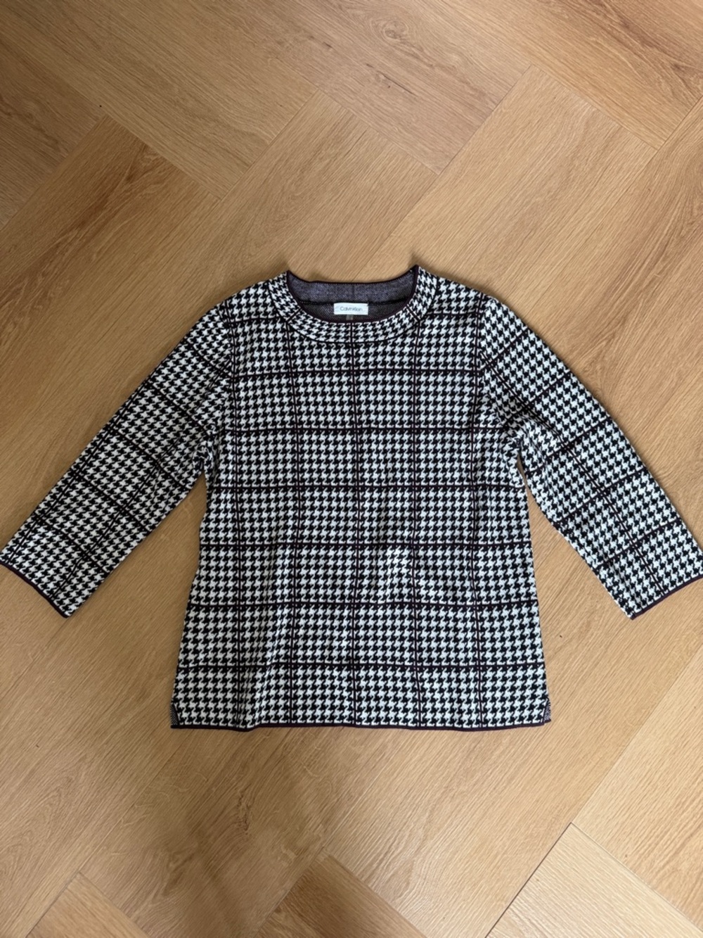 Calvin Klein Black and White Houndstooth Long Sleeve Top